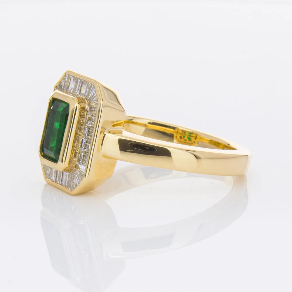 18ct Yellow Gold 1.13ct Emerald & Diamond Ring