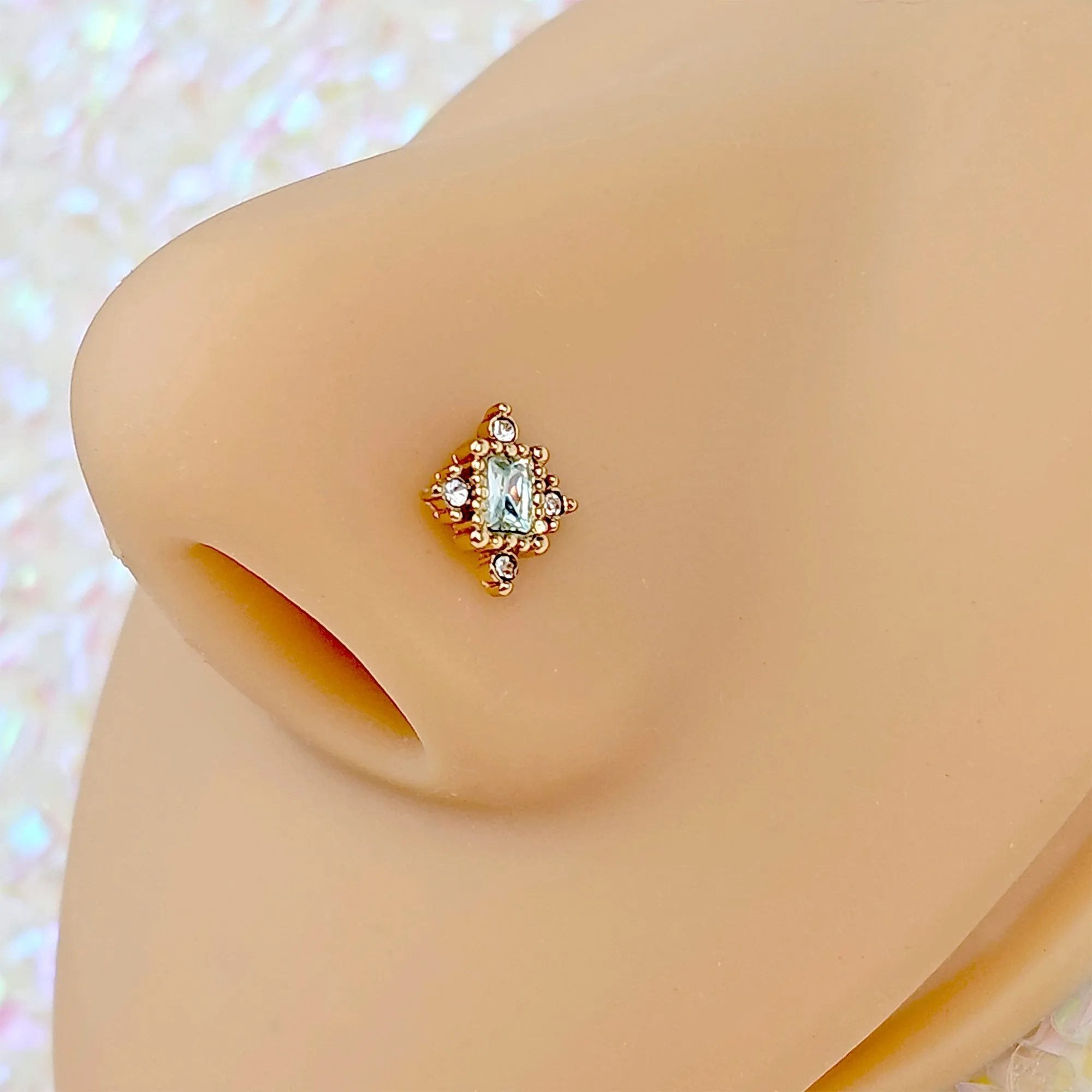 20 Gauge 1/4 Clear Gem Gold Tone Regal Seal Nose Bone