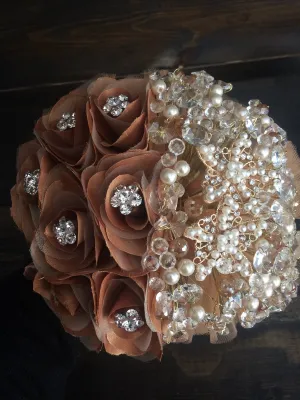 7" throw away Taupe/Bronze/Gold bridal bouquet/ Presentacion 3 anos/Wedding Tossing bouquet/keepsake bouquet, 3 anos