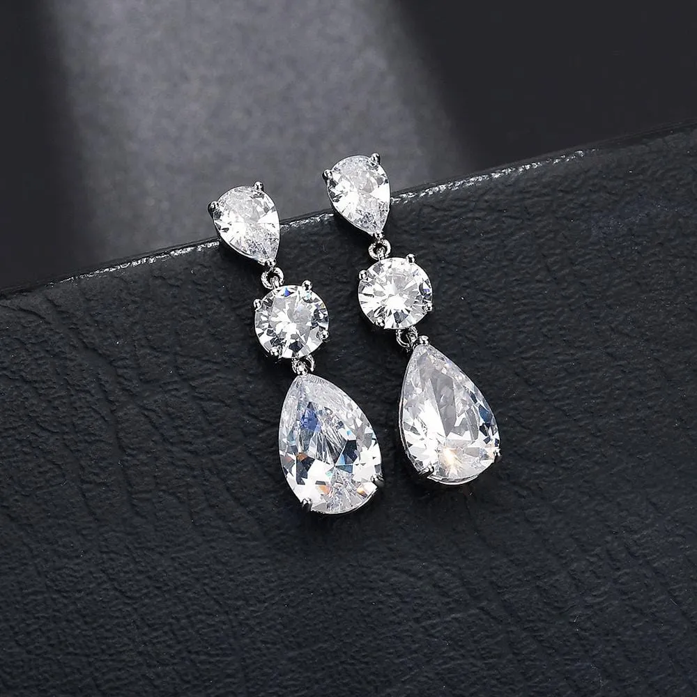 Ariel Bloom Earrings Clear