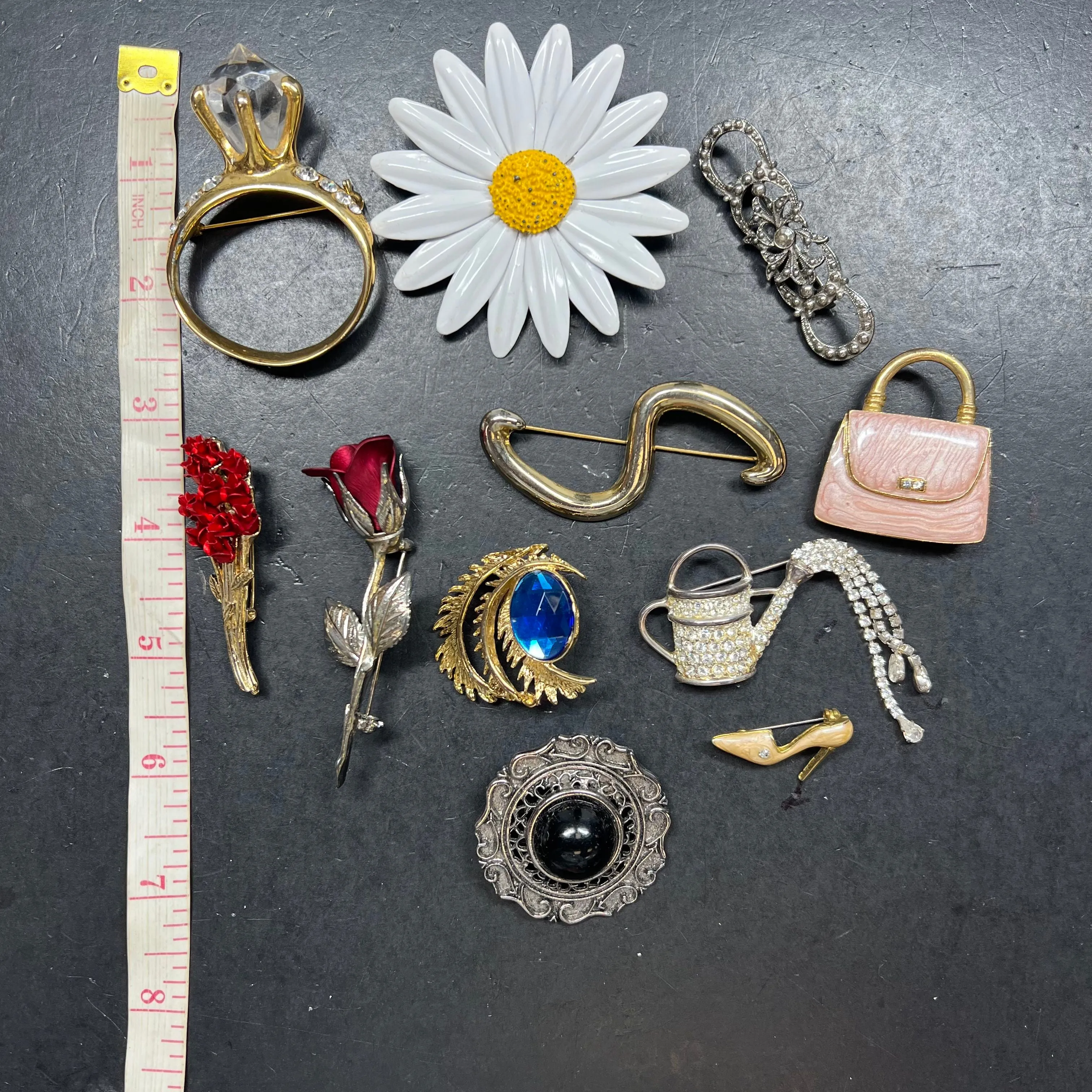 Assorted Brooches Lot Bling Silver Gold Tone Flowers Ring