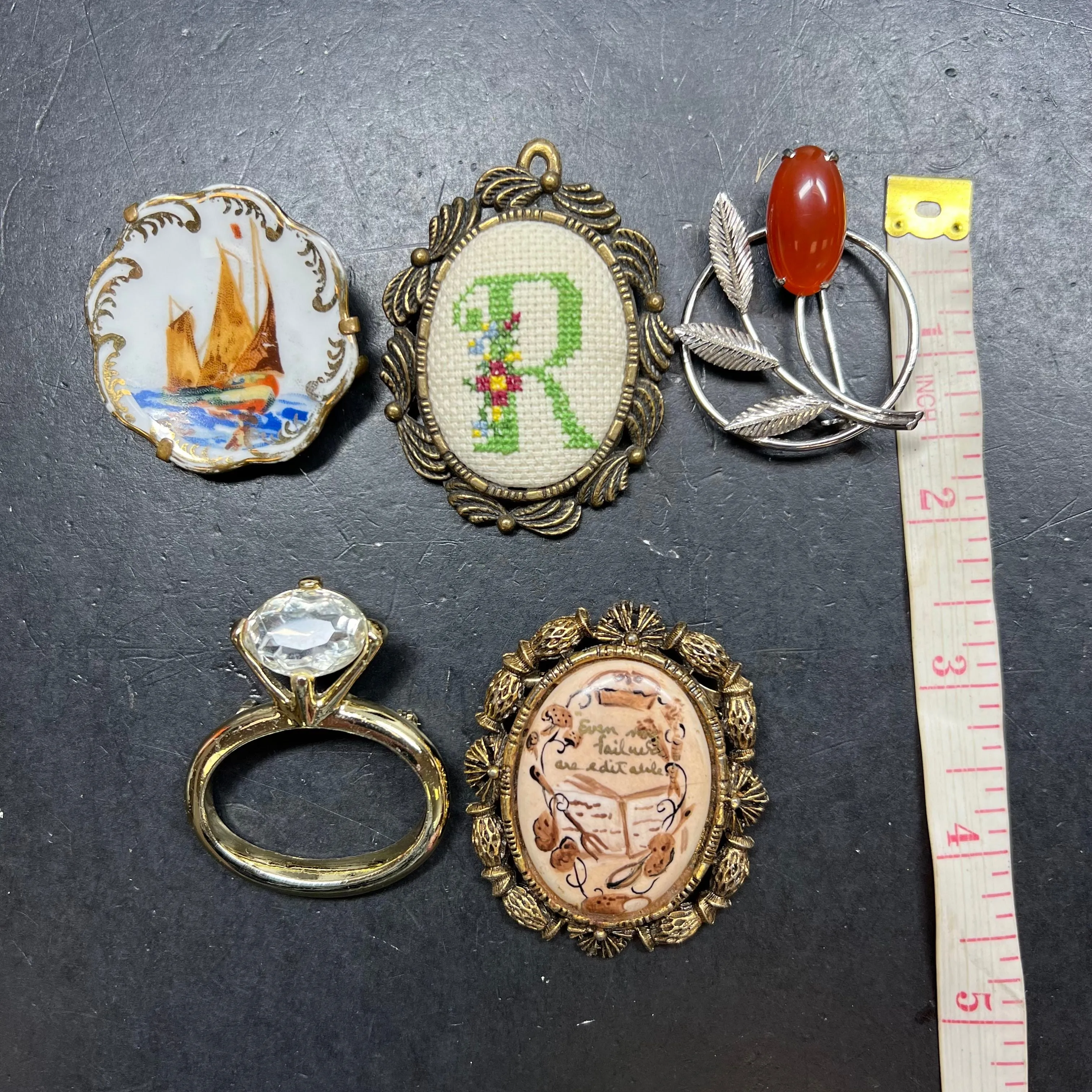 Assorted Brooches Oval Round Silver Gold Tone