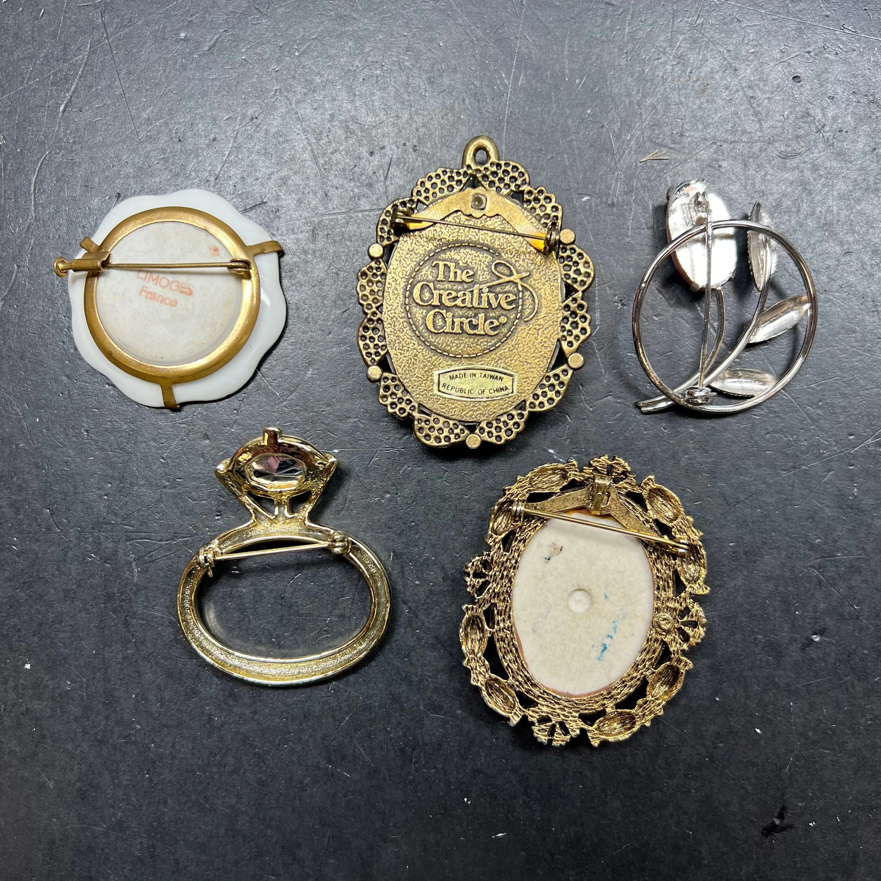 Assorted Brooches Oval Round Silver Gold Tone