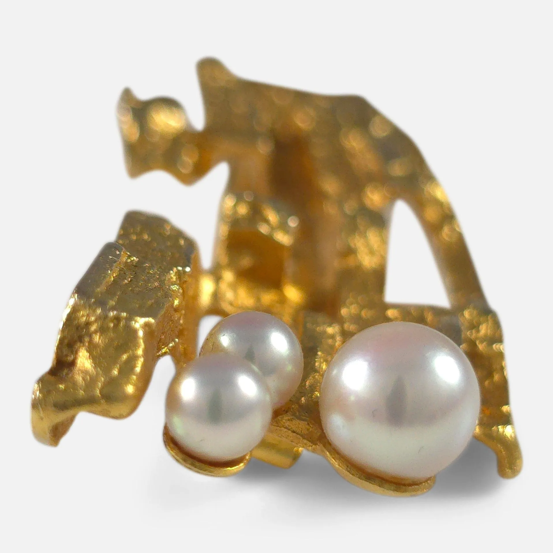 Björn Weckström Lapponia 'Bow of Argo' Brooch - 14ct Gold with Pearls