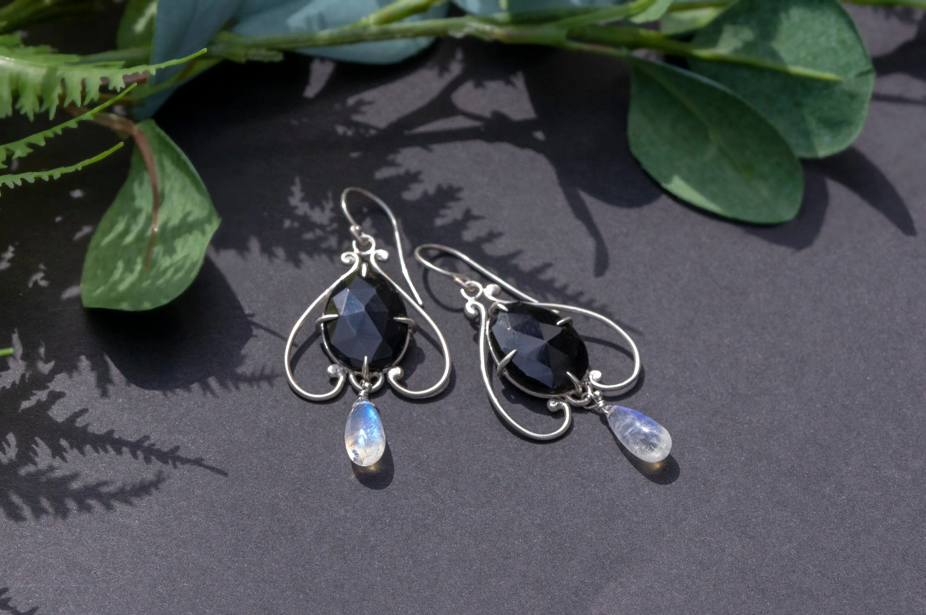 Black agate bell flower dangle earrings