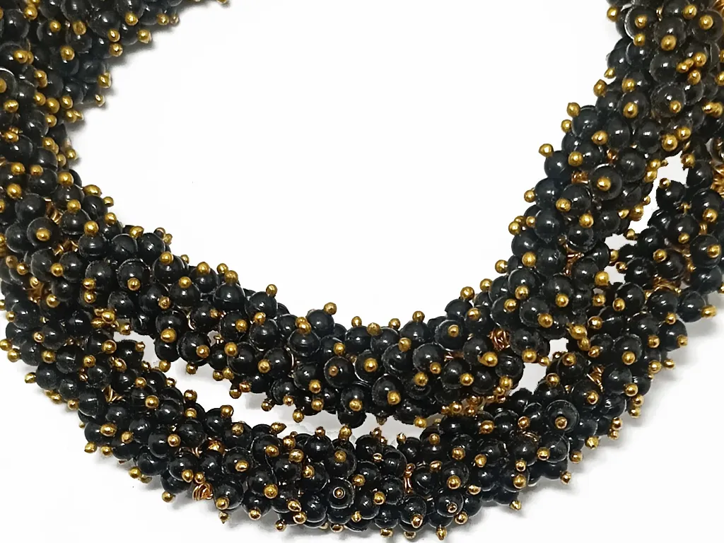 Black Glass Loreal Beads