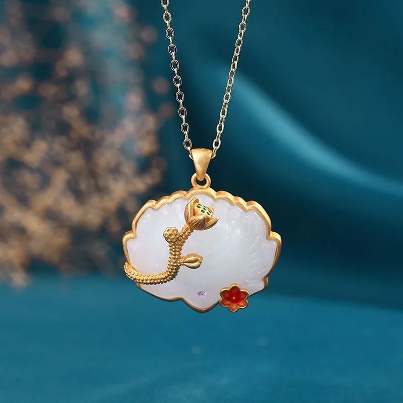 Classic new in natural Hetian jade lotus pendant necklace
