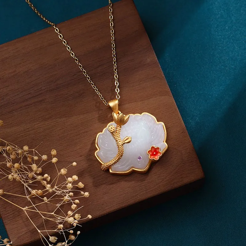 Classic new in natural Hetian jade lotus pendant necklace