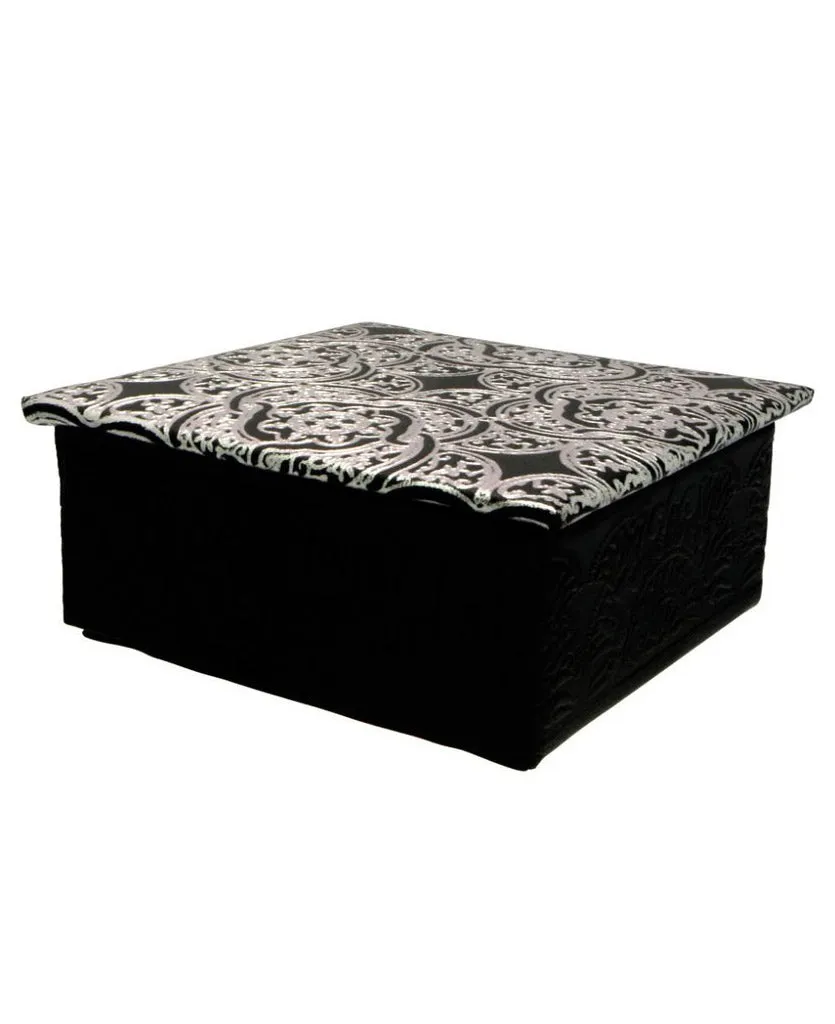 Egyptian Leather Jewelry Box in Silver Arabesque