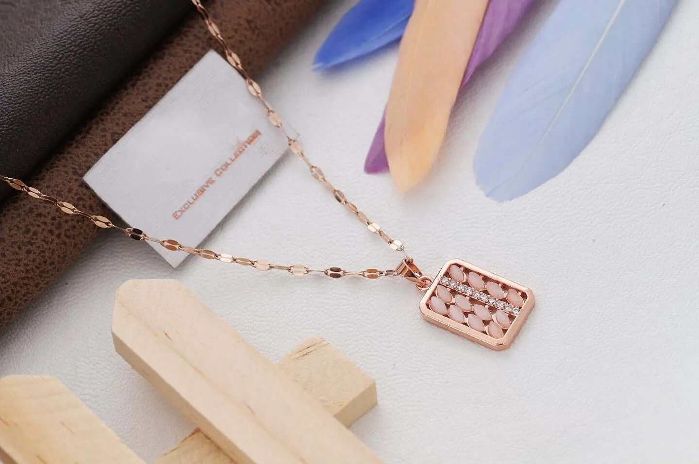 Elegant Gold-Plated Chain Pendant – Tarnish-Resistant and Waterproof