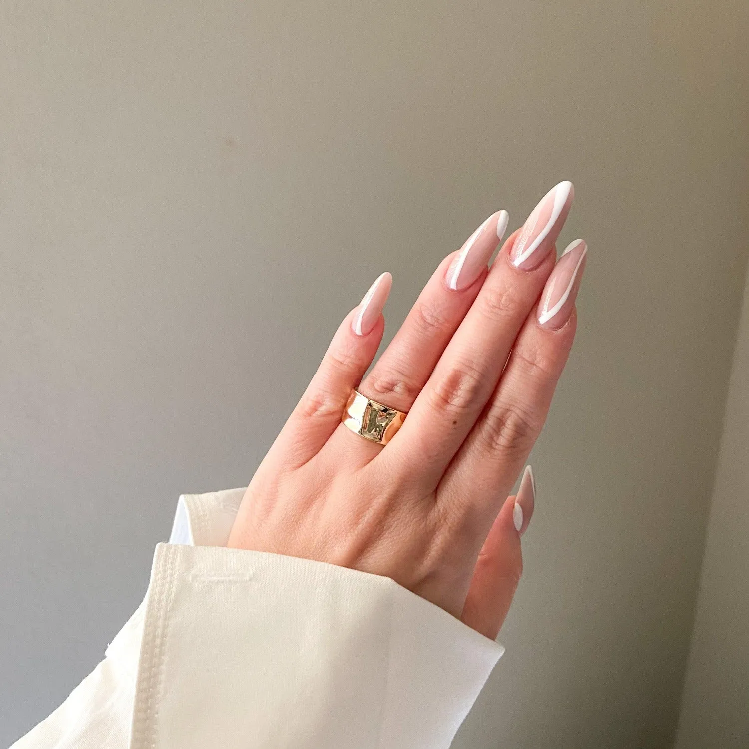 Hana Hammered Ring - 925 Silver