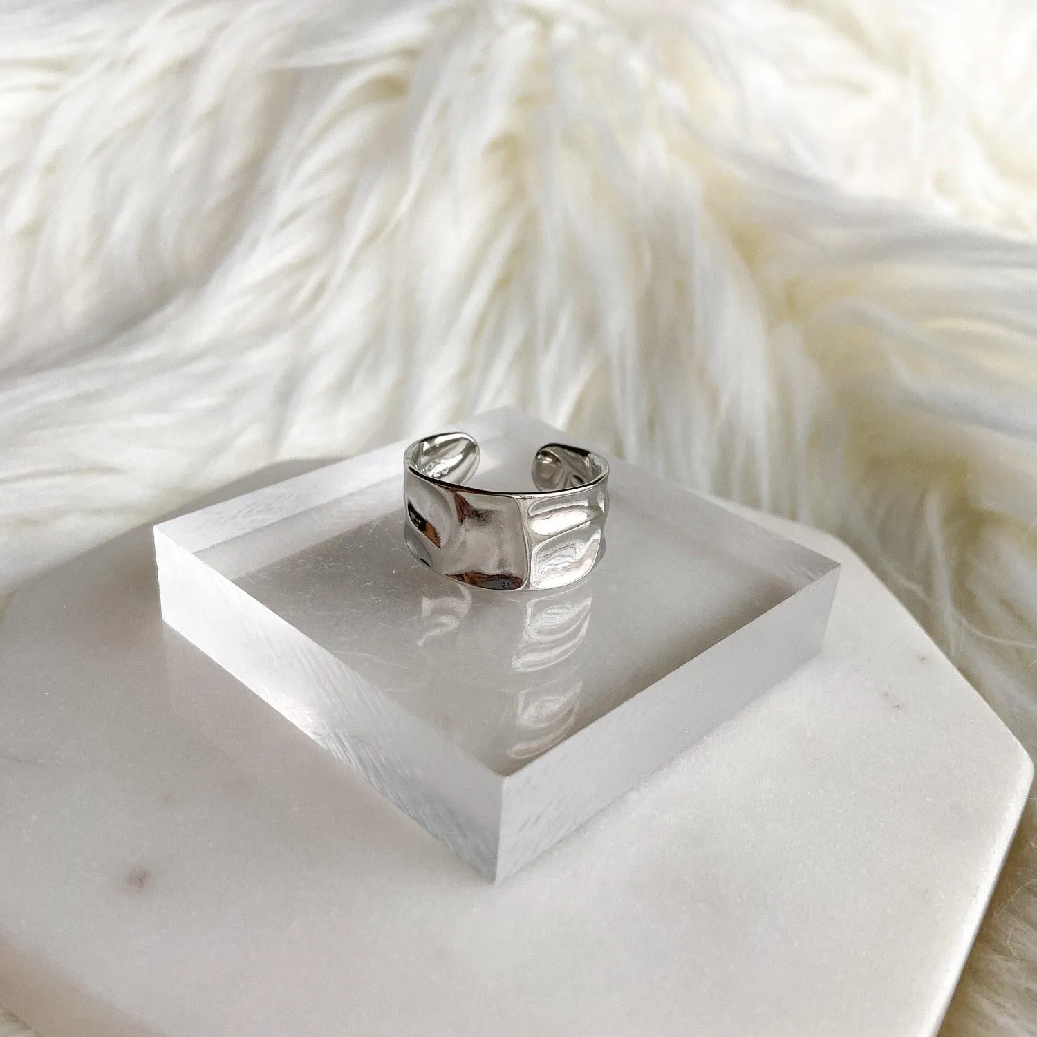 Hana Hammered Ring - 925 Silver