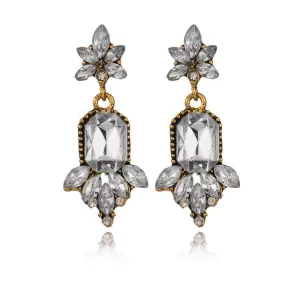 Hyperbole Luxurious Crystal Stud Earring for Women