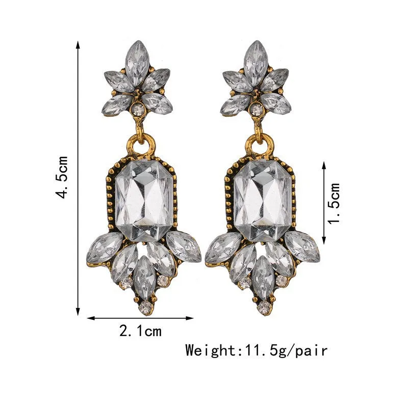 Hyperbole Luxurious Crystal Stud Earring for Women