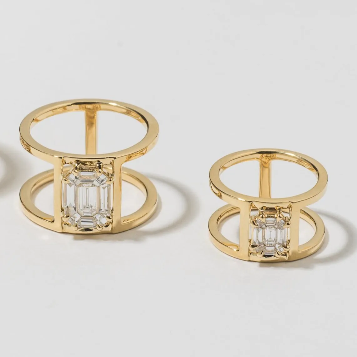 Illusion Diamond Tube Pinky Ring
