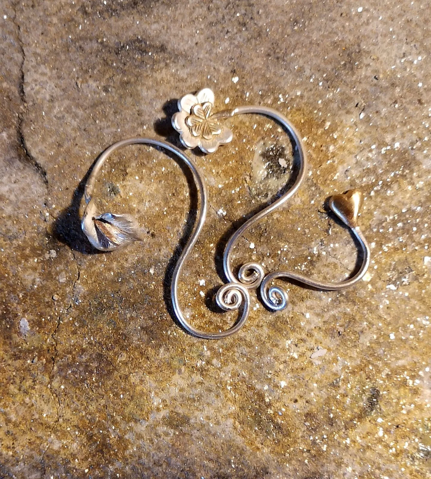 Éireann Brooch <br> 14ct Gold Elements