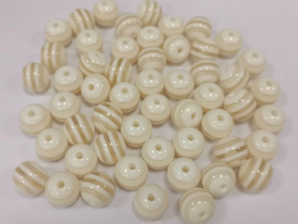 Off White Acrylic Ball Beads- 12 mm