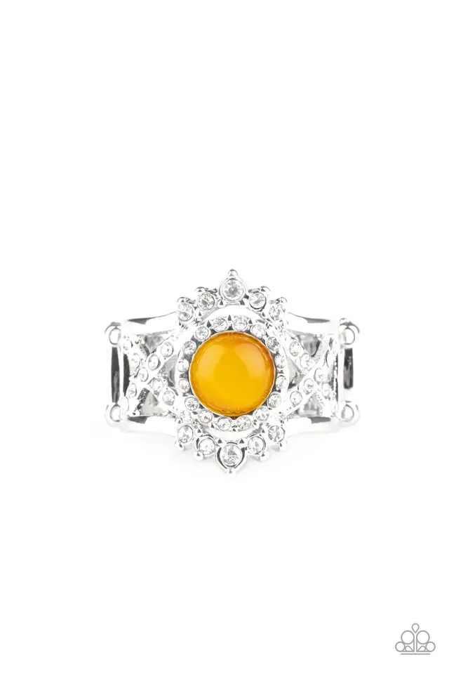 Paparazzi Ring ~ Decadently Dreamy - Yellow