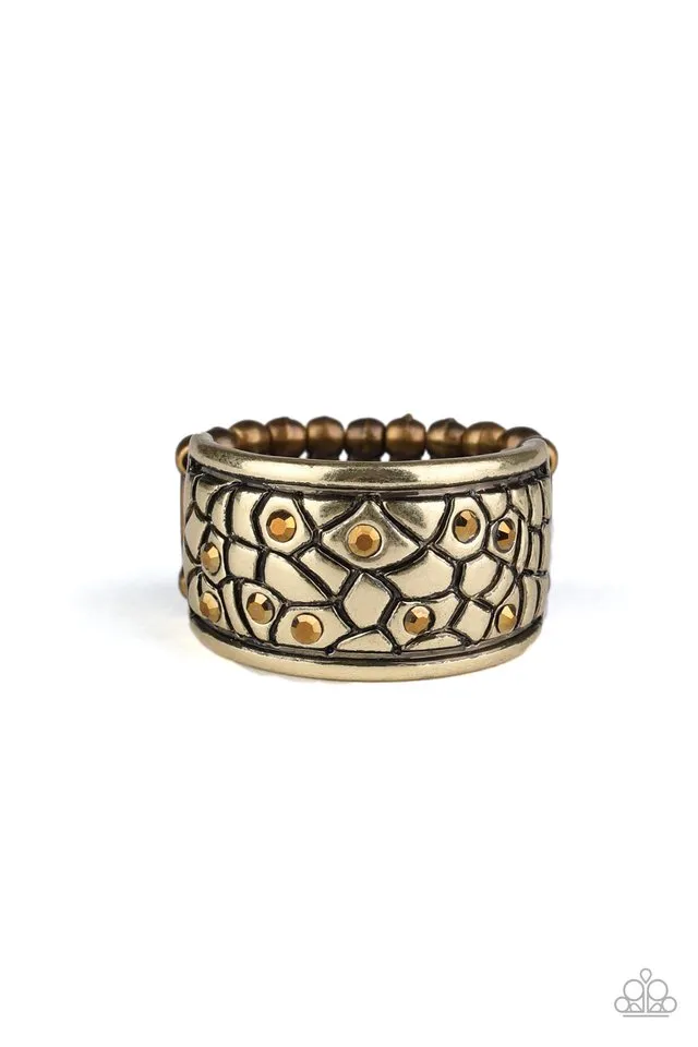 Paparazzi Ring ~ Pick Up The Pieces - Brass