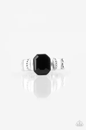 Paparazzi Ring ~ Regal Relic - Black
