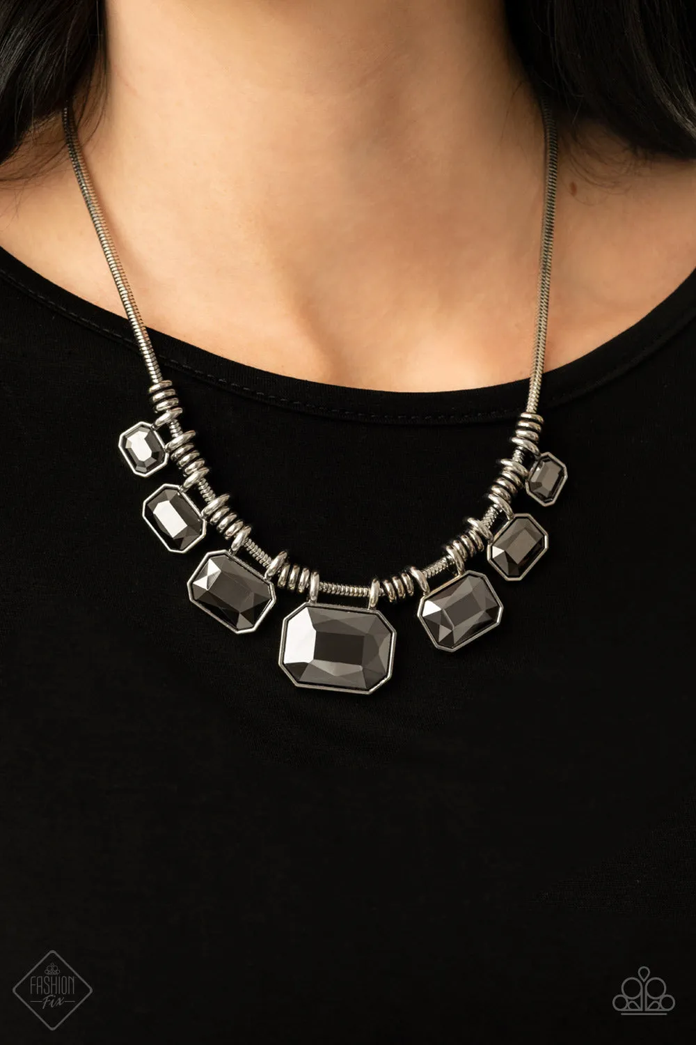 Paparazzi Urban Extravagance Silver Short Necklace - Fashion Fix Magnificent Musings March 2021