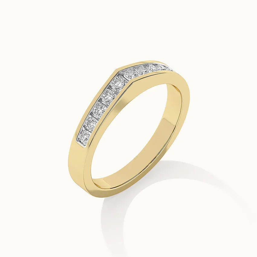 Peak Diamond Ring