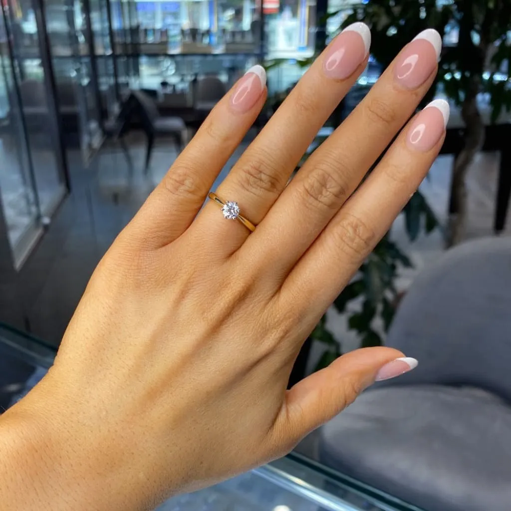 REGAL 0.50ct | Round Solitaire Lab Diamond Set in 18ct Gold