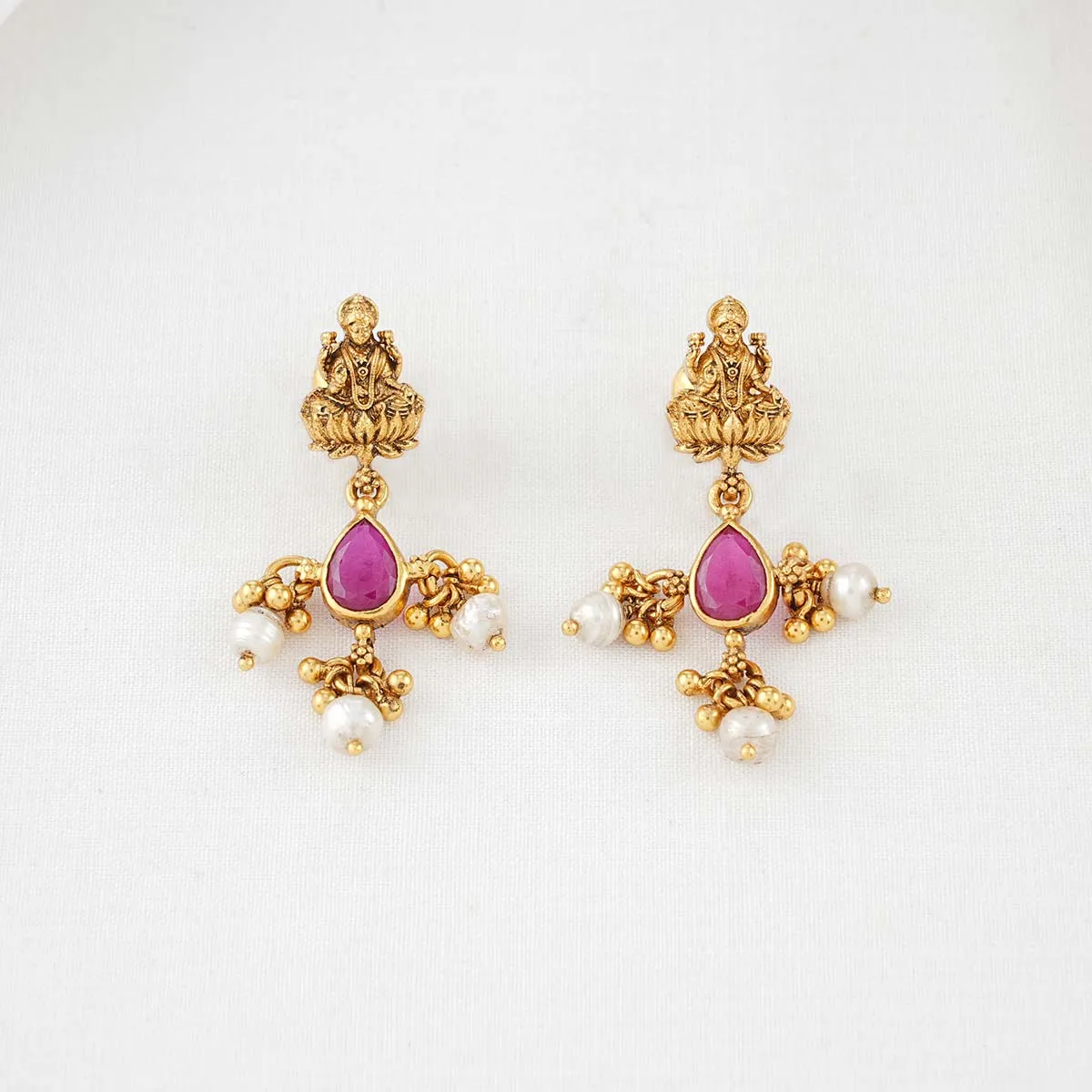 Rivan Nagas Necklace Set