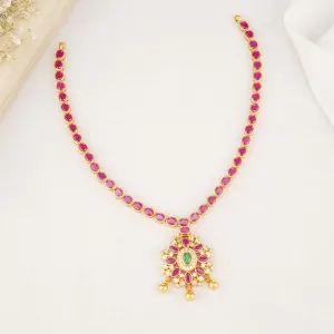 Samitha Short Necklace