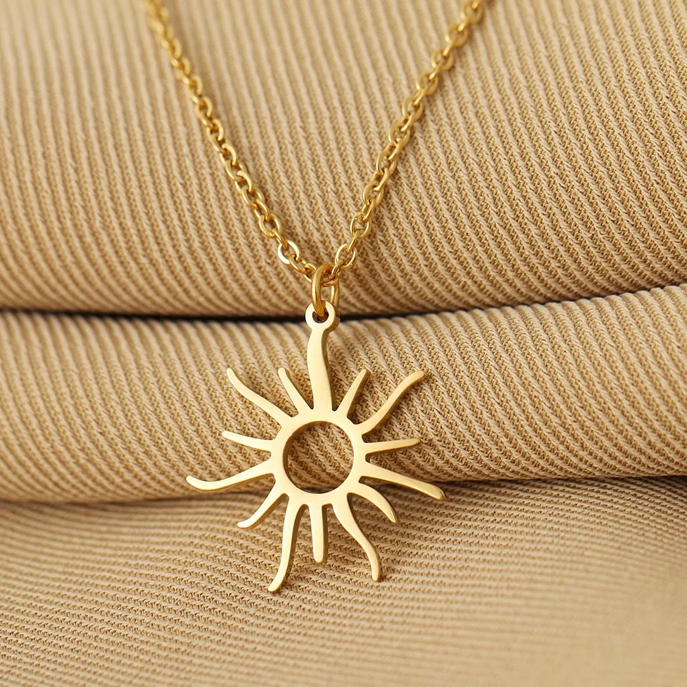 Stainless Steel Necklaces Exquisite Big Sun Style Pendant Collar Chain Fashion Necklace Women Men Jewelry