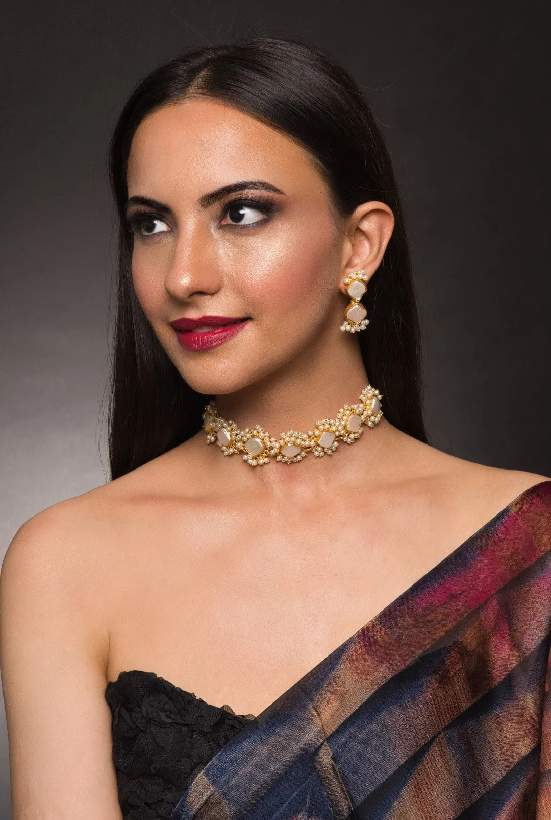 Zuri Pearl Choker Set With Earrings
